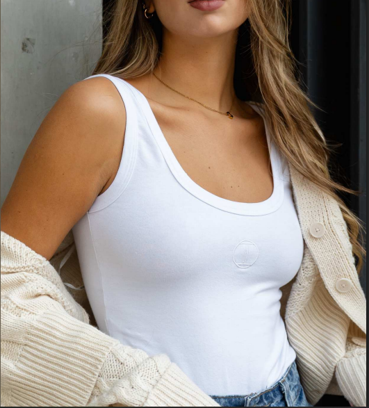 BODY MUSCULOSA BASICO DE ALGODÓN CON BORDADO