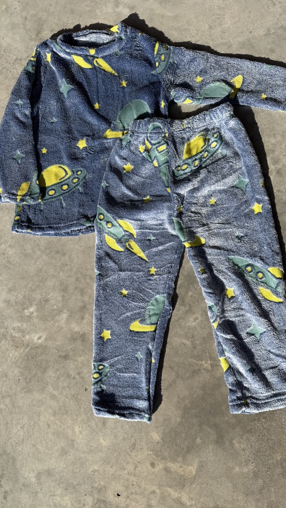 INV. PIJAMA NENE POLAR SOFT LUMINOSO brilla en la oscuridad