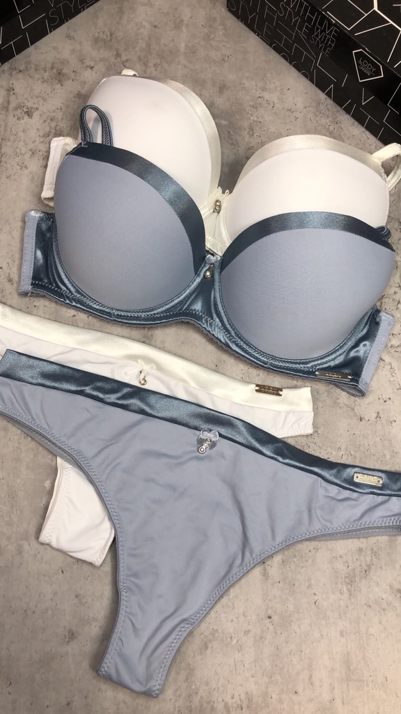 [LODP6330] CONJUNTO TAZA SOFT DE MICROFIBRA, LUSTREL Y DIJE C/LESS.  (95B, BLANCO)