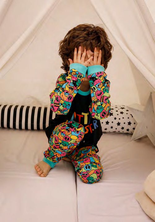 [XY8092J] DESCUENTO 10% LIQUIDACION DE TEMPORADA!  INV. PIJAMA COMBINADO DE DOS PIEZAS CON PUÑO Y ESTAMPADO "MONSTER" (4)