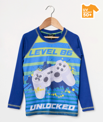 [POS55070] VER. REMERA CON PROTECCION UV ESTAMPADA NENE (4)