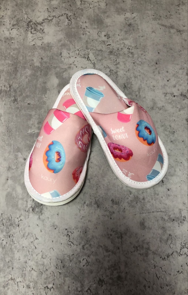 [KAUPW334] IMPERDIBLE!!! 50% DE DESCUENTO SOBRE PRECIO PUBLICADO!! INV. PANTUFLAS NENA ESTAMPAS SURTIDAS (25/26)