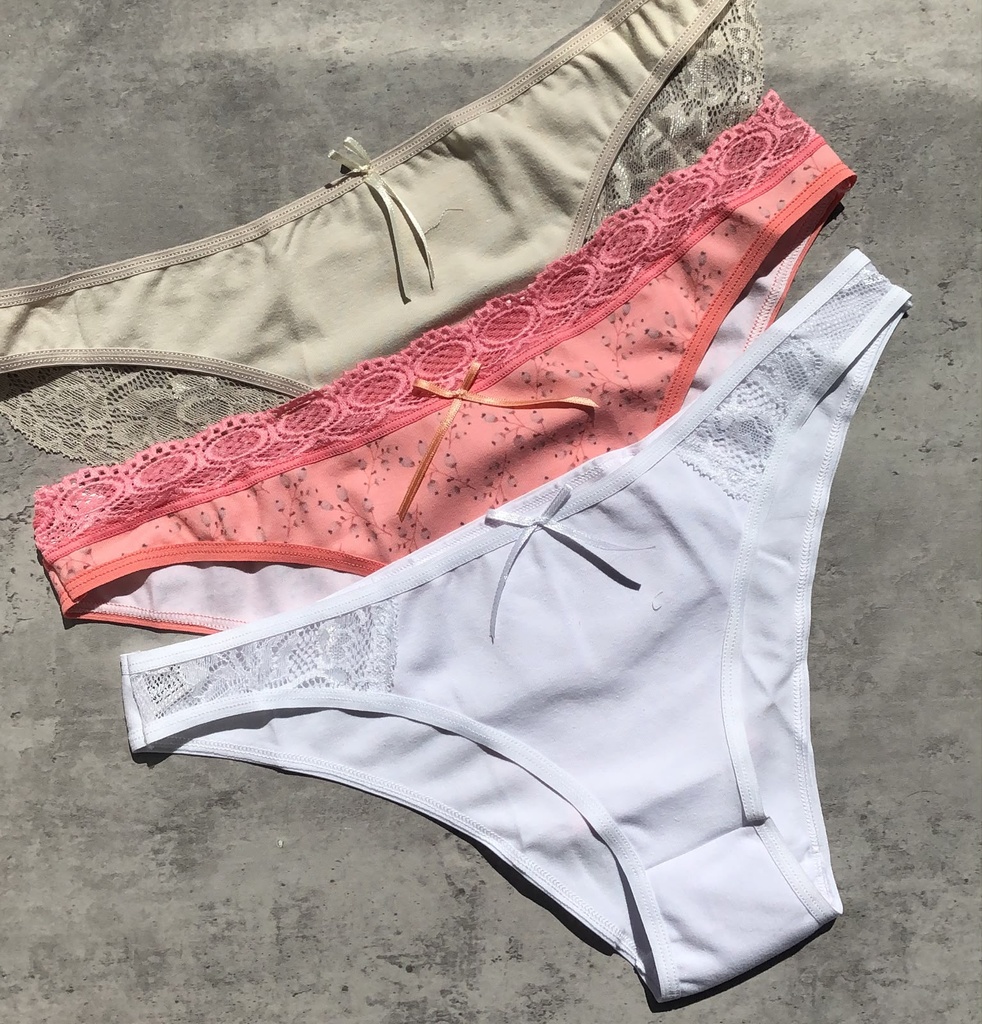 [KIE6142] PACK X3 VEDETINA DE ALGODÓN Y LYCRA CON PUNTILLA Y MOÑOS (3)
