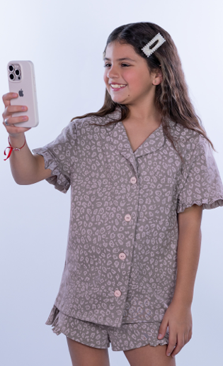 [SP11820] VER. PIJAMA NENA ABOTONADO ESTAMPADO (10)